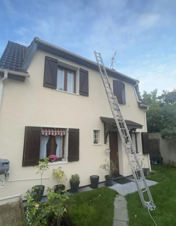 Intervention sur une maison à étage