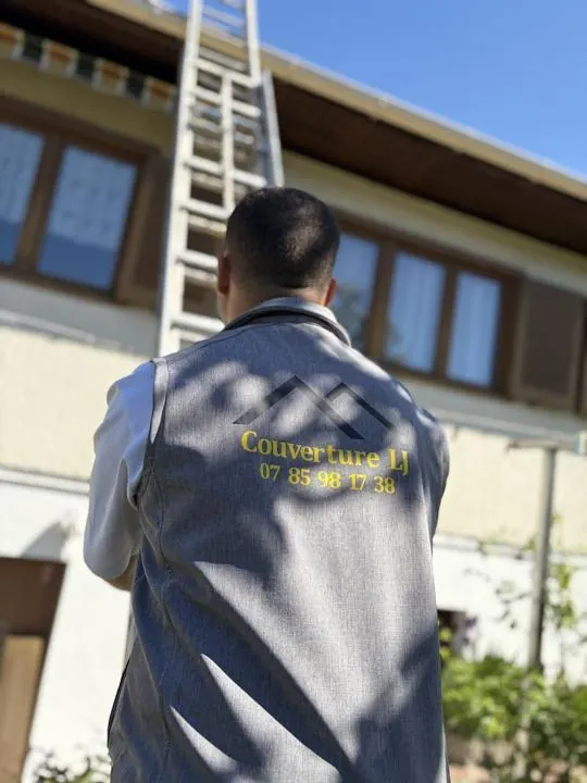 L'équipe Couverture LJ sur un chantier